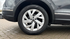 Volkswagen Tiguan 1.5 TSI 150 Life 5dr Petrol Estate